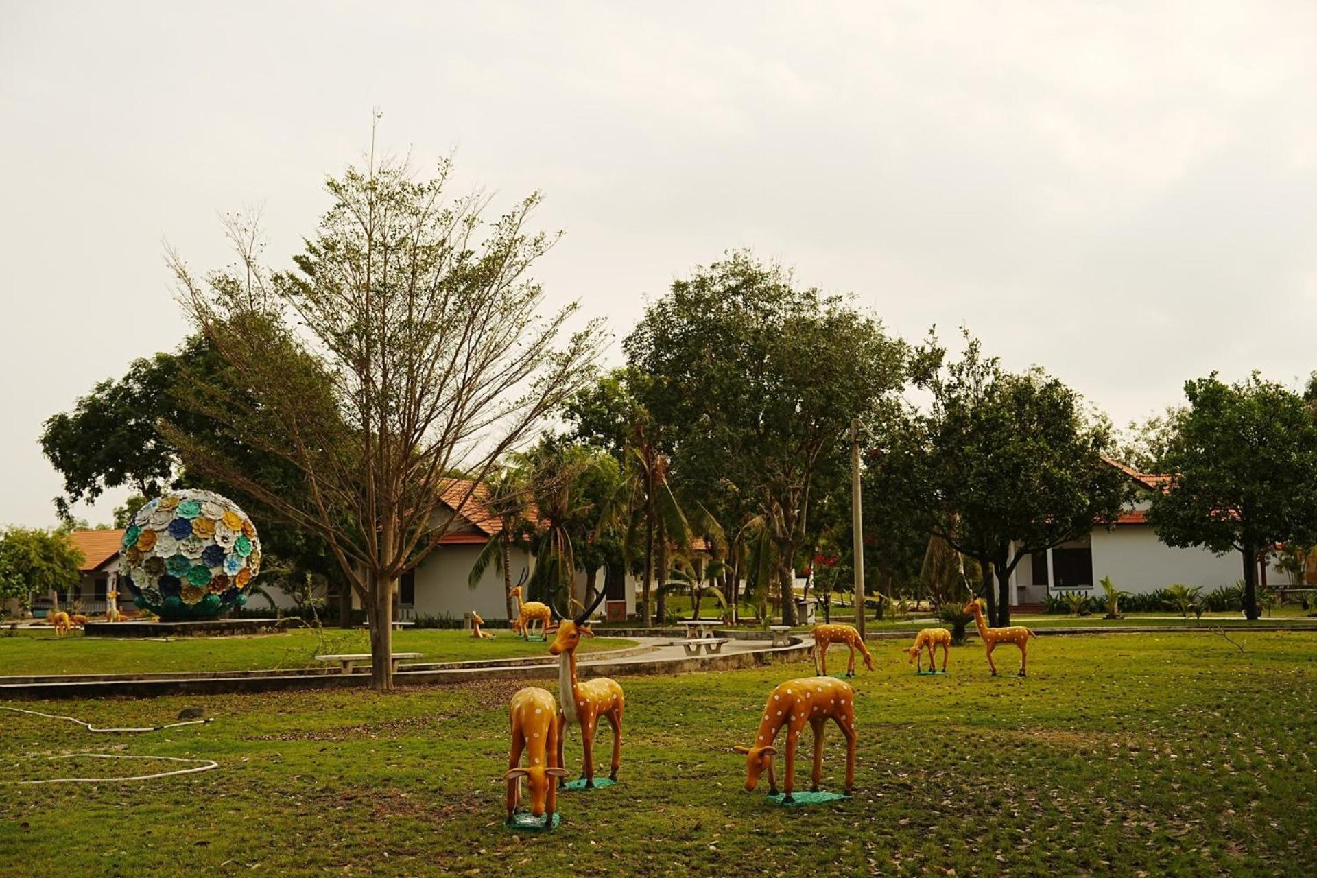 Dat Lanh Beach Resort La Gi Extérieur photo