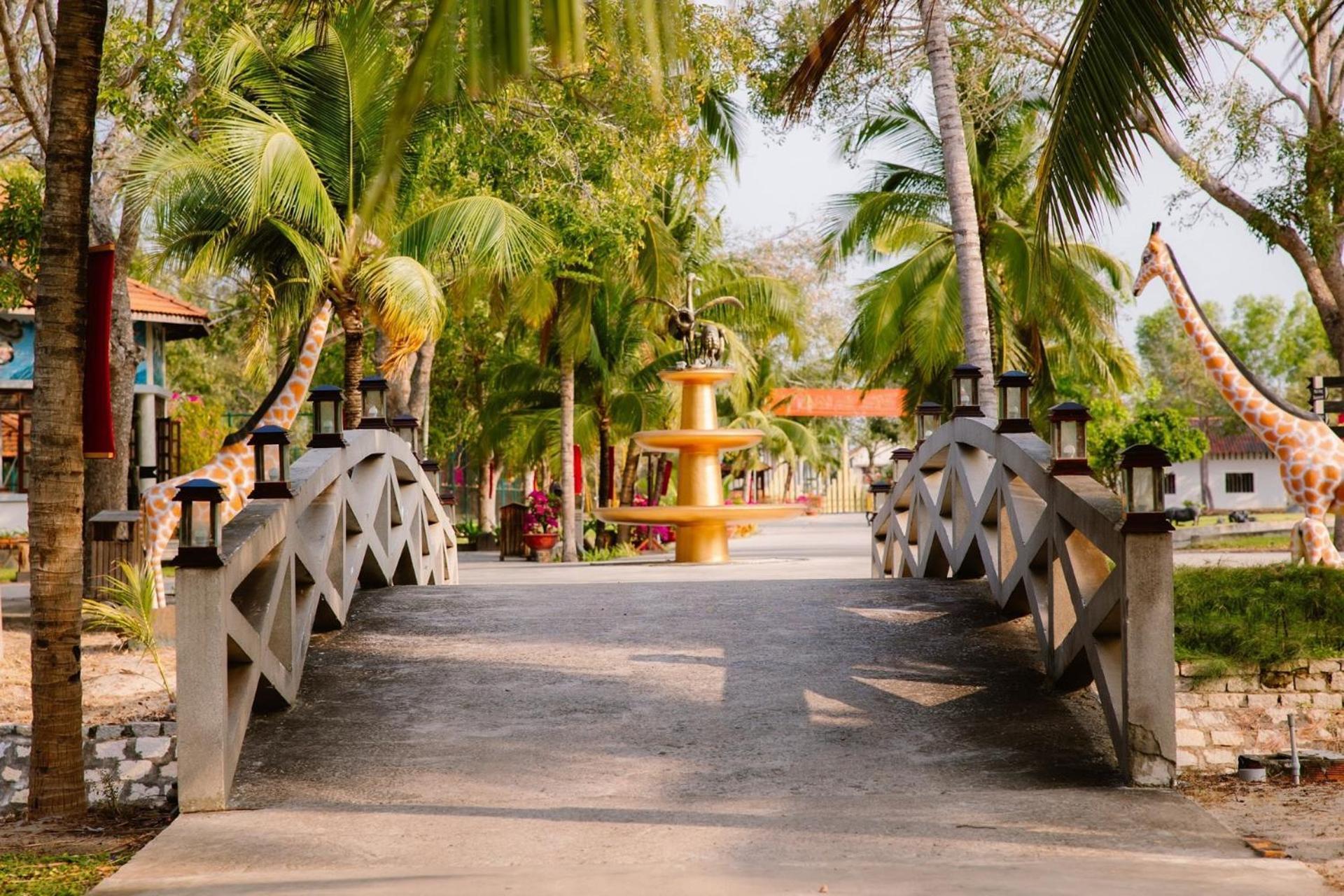 Dat Lanh Beach Resort La Gi Extérieur photo
