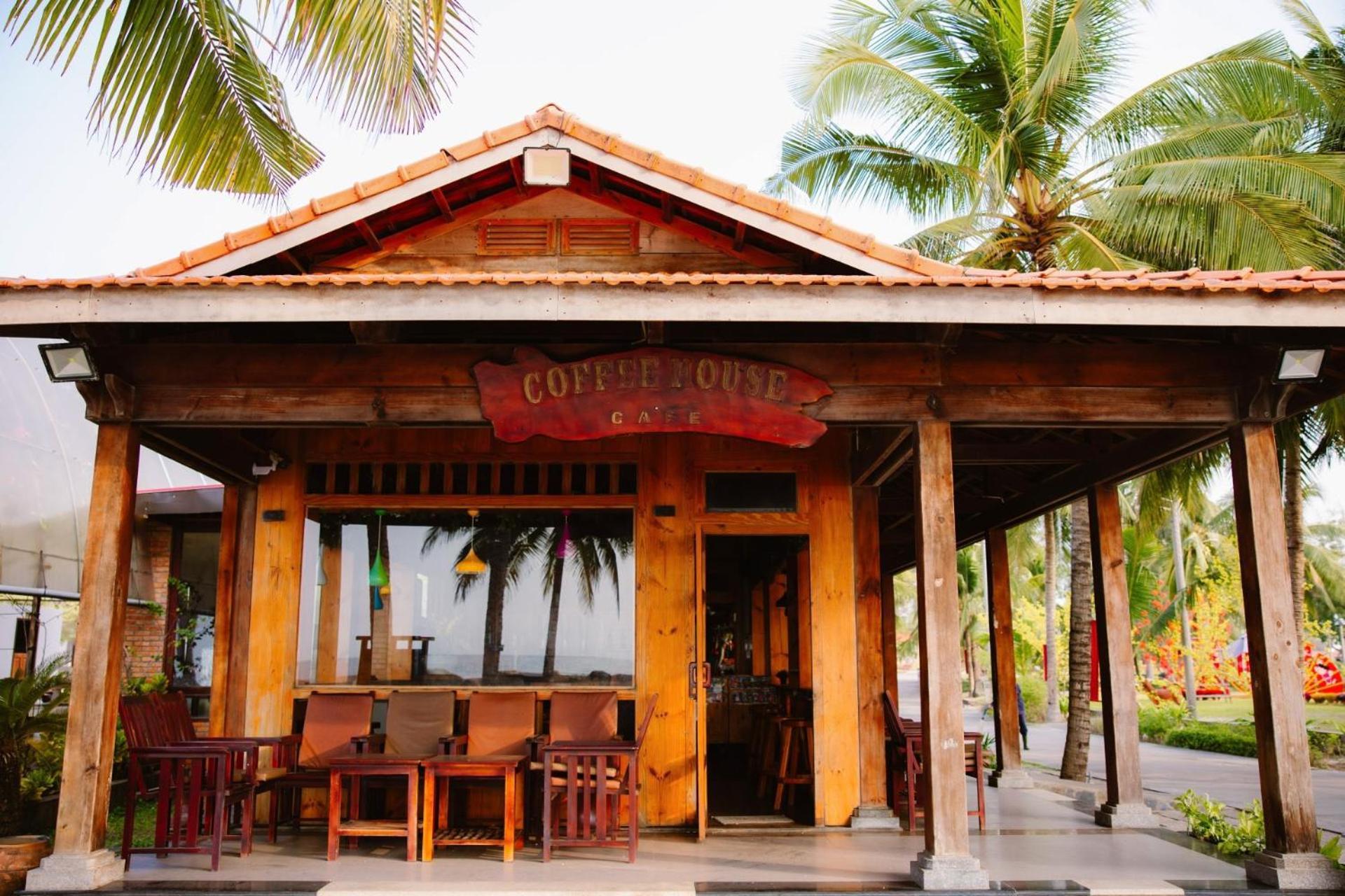 Dat Lanh Beach Resort La Gi Extérieur photo