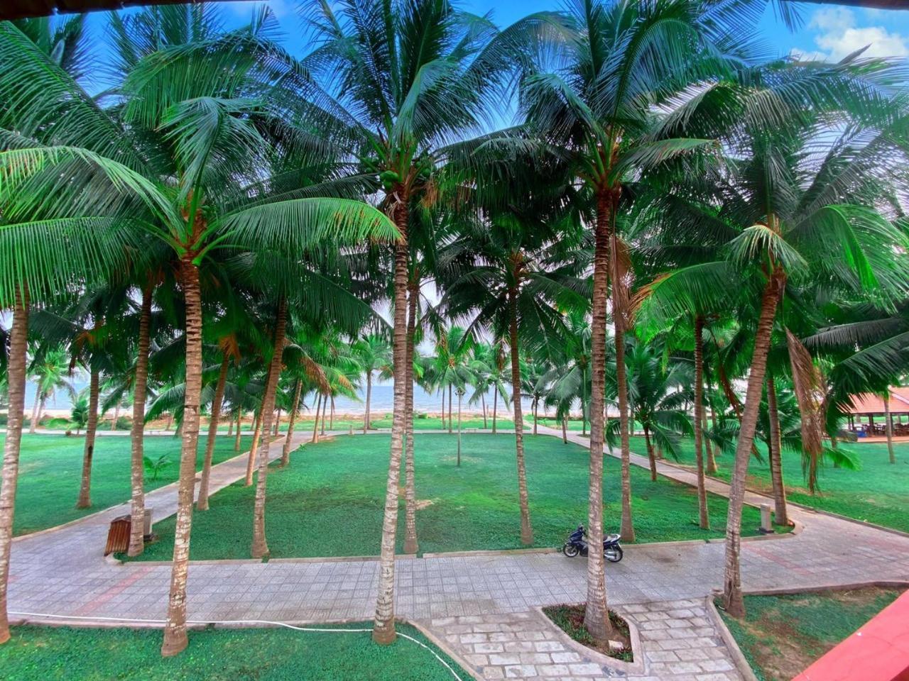 Dat Lanh Beach Resort La Gi Extérieur photo