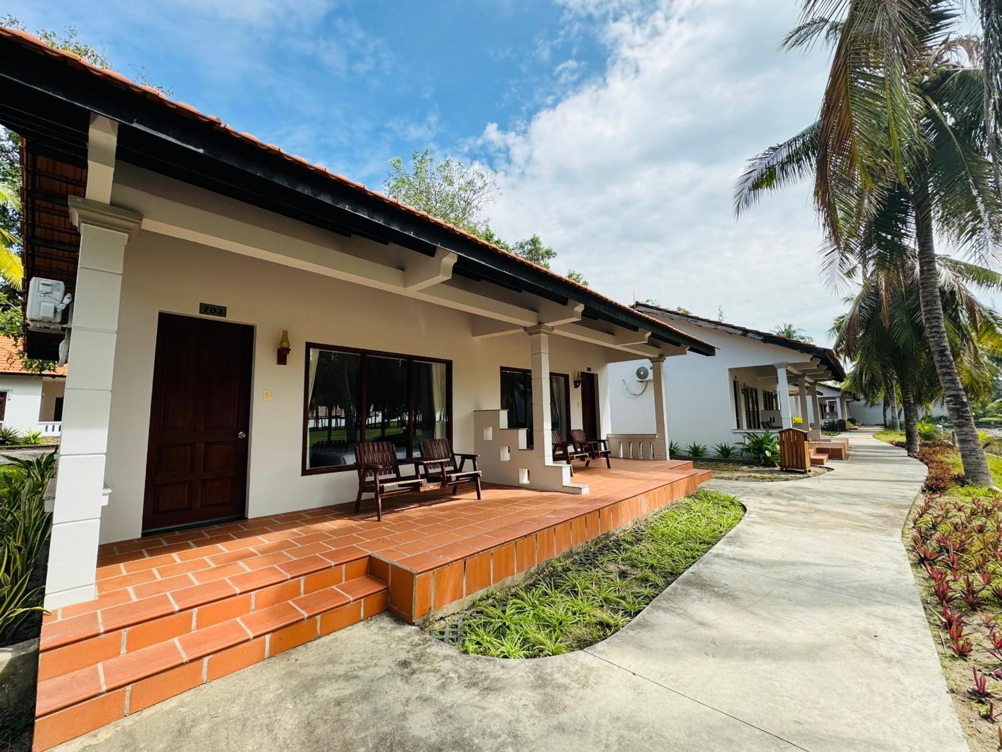Dat Lanh Beach Resort La Gi Extérieur photo