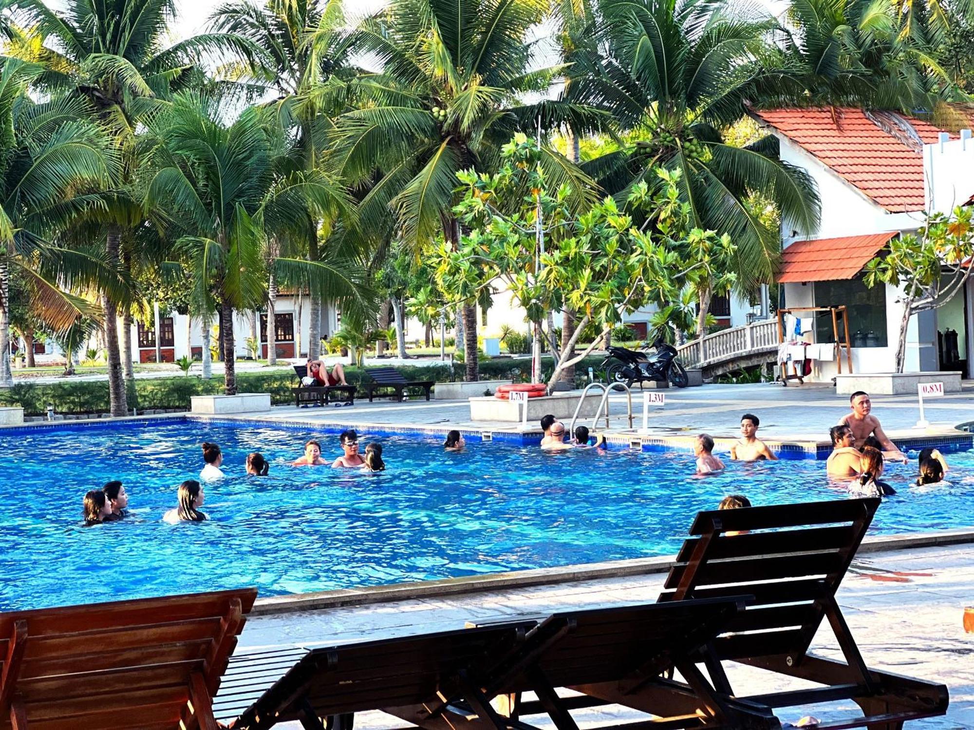Dat Lanh Beach Resort La Gi Extérieur photo